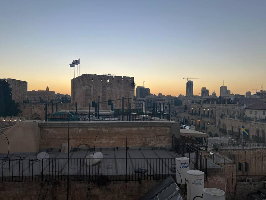 Very Nice Apartment With View Of All The Old City Jerusalem Eksteriør bilde